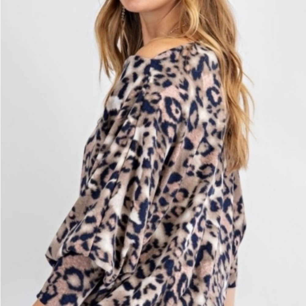 🔥5/$30🔥EASEL BOUTIQUE QUEEN OF THE JUNGLE OFF SHOULDER TOP - Picture 3 of 10